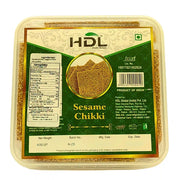 Sesame Chikki indisk sesamgodis i plastförpackning, grön etikett, vikt 400g