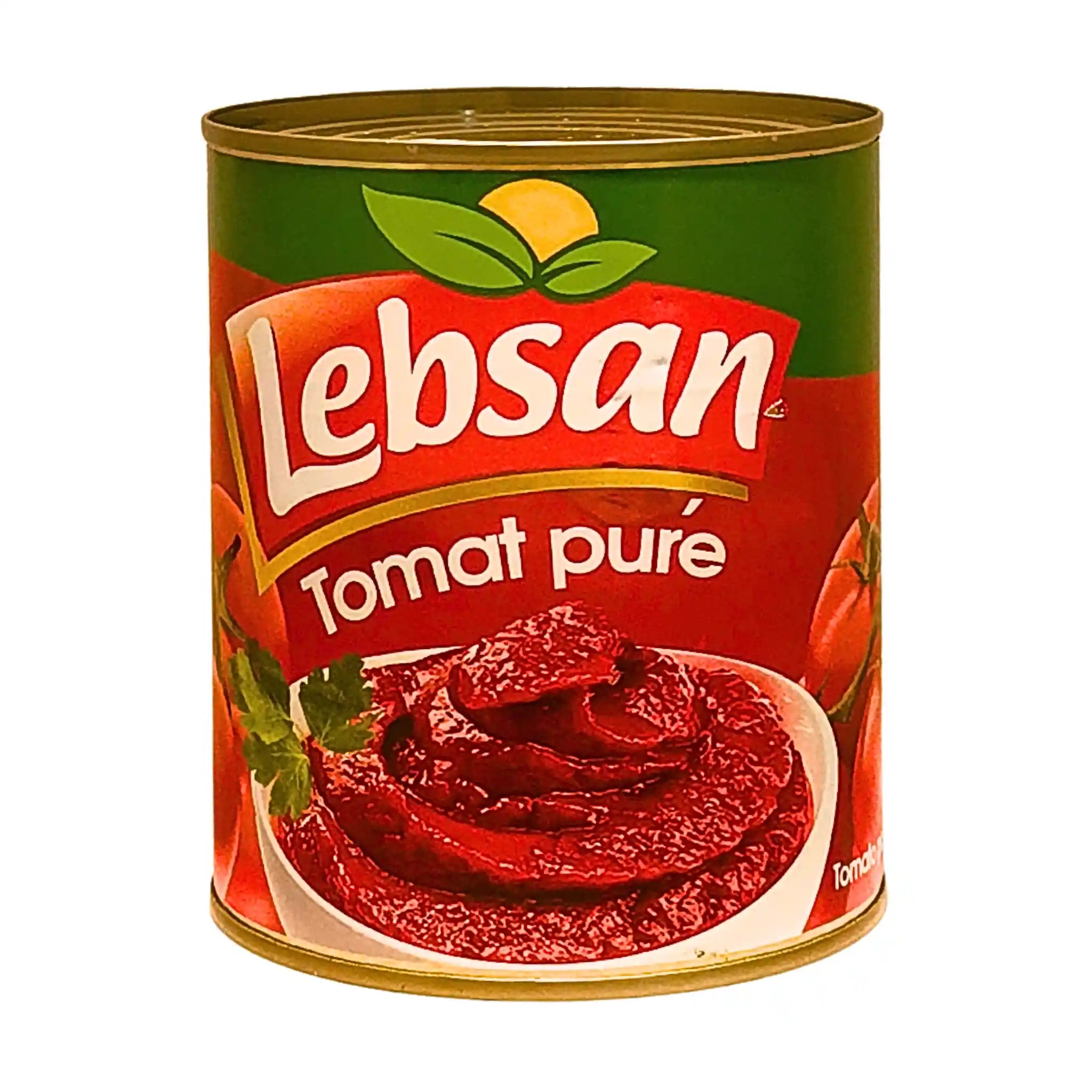 Burk med Lebsan tomatpuré, fyllig tomatsmak, väl synlig etikett och röda tomater.
